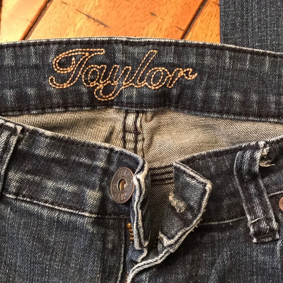 Delia’s denim jeans - Picture 2 of 5